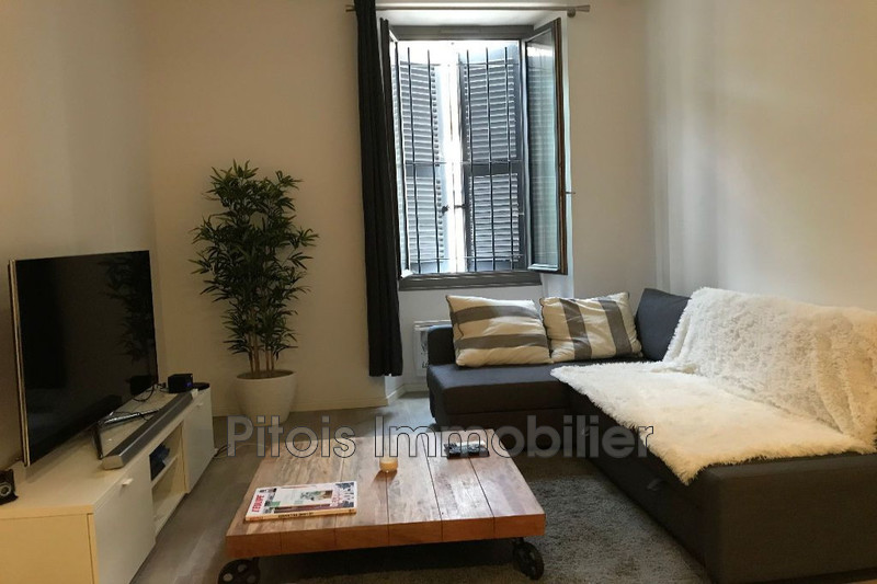 appartement  2 pièces  Vallauris Proche toutes commodites  41 m² -   