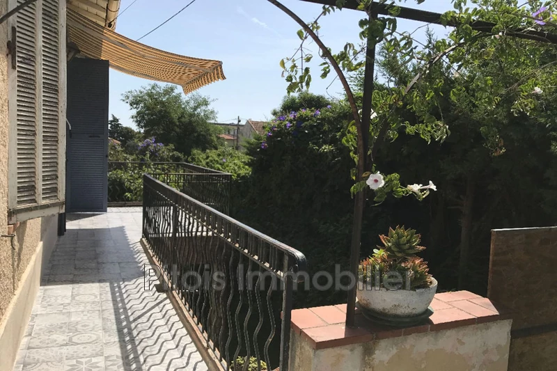 Location appartement Antibes  