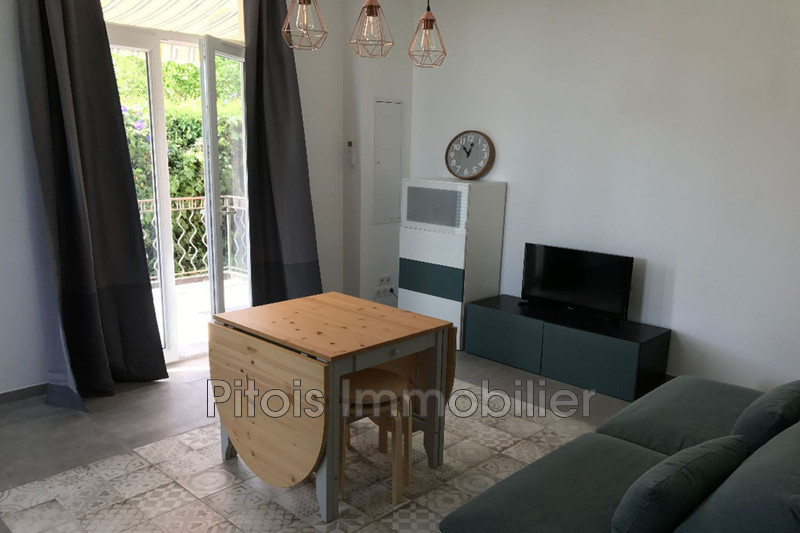 Location appartement Antibes  