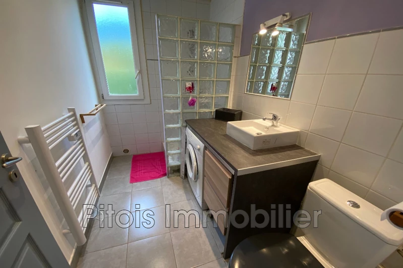 Location appartement Antibes  