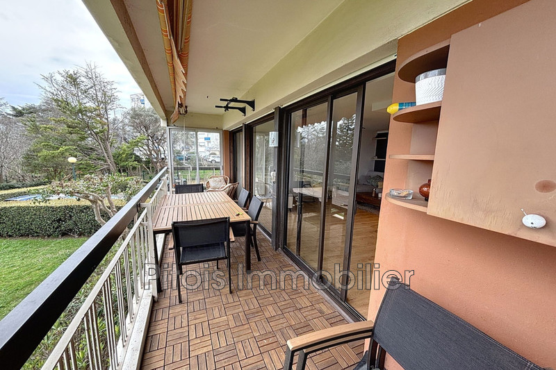 Location appartement Antibes  