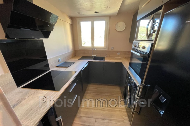 Location appartement Grasse  