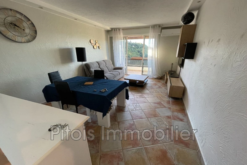 Location appartement Grasse  