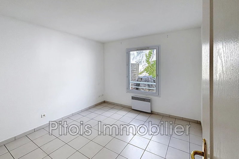 Location appartement Grasse  