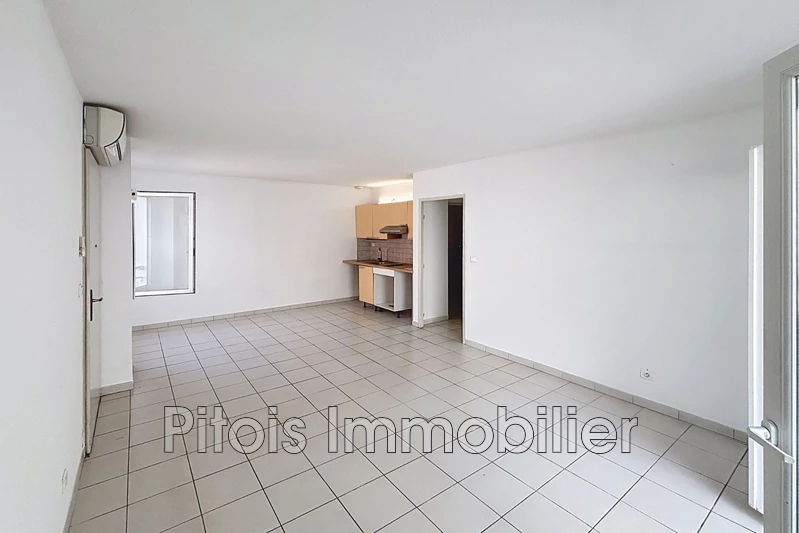 Location appartement Grasse  