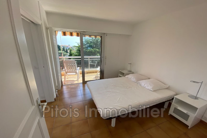 Location appartement Antibes  