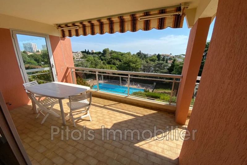 Location appartement Antibes  