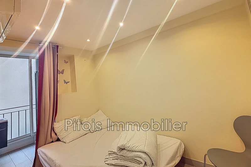 Location appartement Antibes  