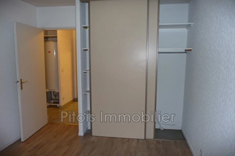Location appartement Antibes  