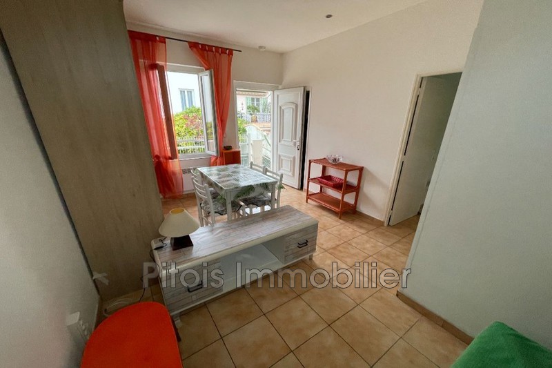 Photo n°1 - Location appartement Juan-les-Pins 06160 - 600 €