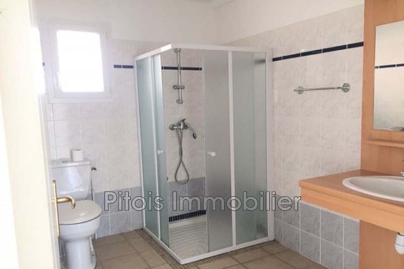 Photo n°3 - Location appartement Antibes 06600 - 750 €
