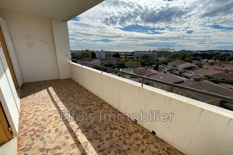 Location appartement Antibes  