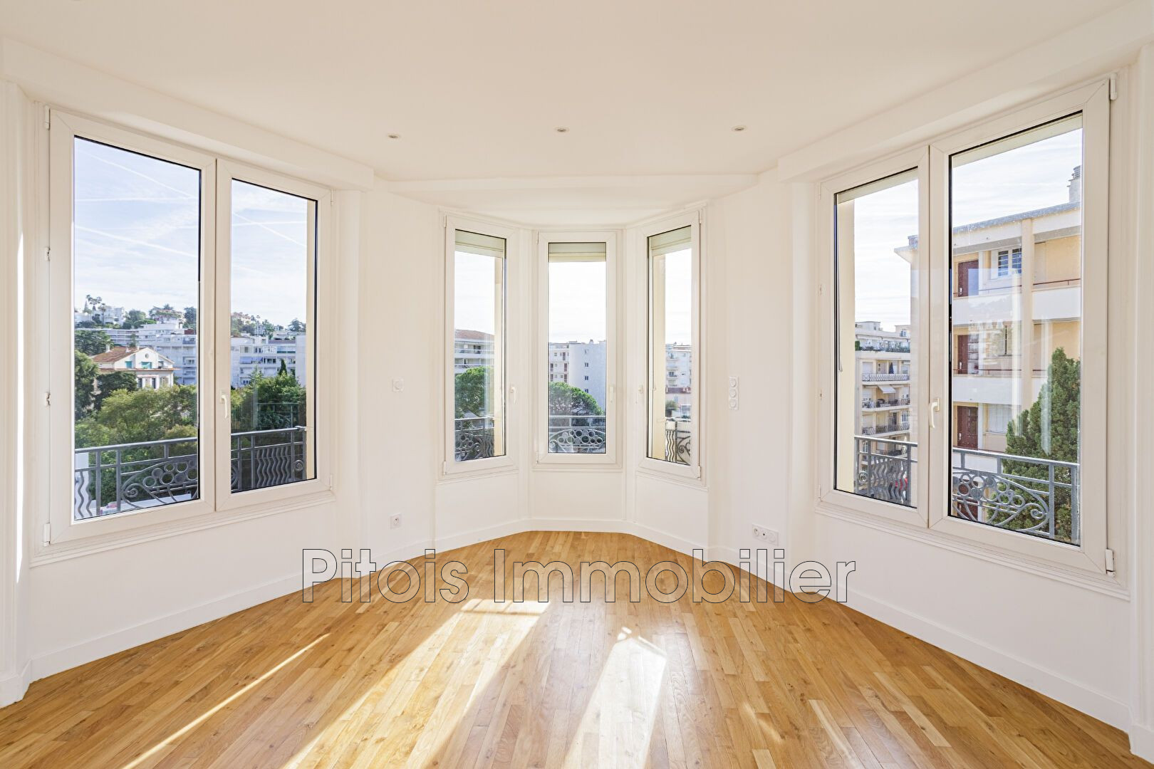 Vente Appartement 67m² 3 Pièces à Cannes (06400) - Pitois Immobilier Orpi