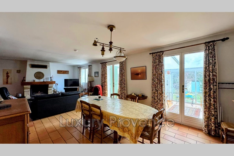 Vente villa Châteauneuf-le-Rouge  