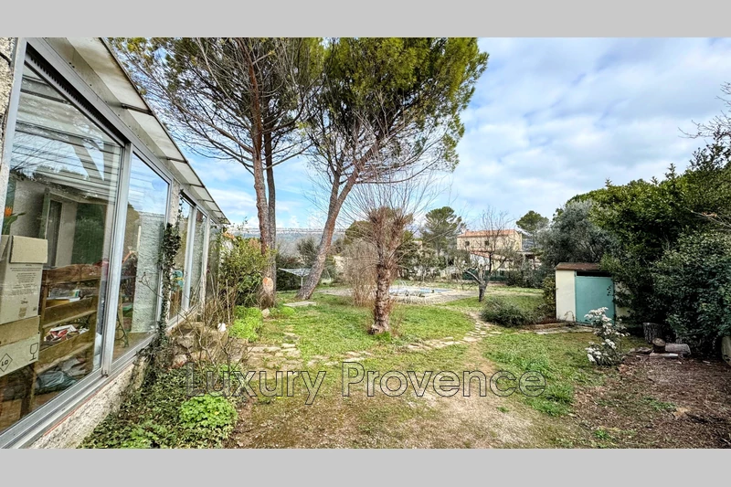 Vente villa Châteauneuf-le-Rouge  