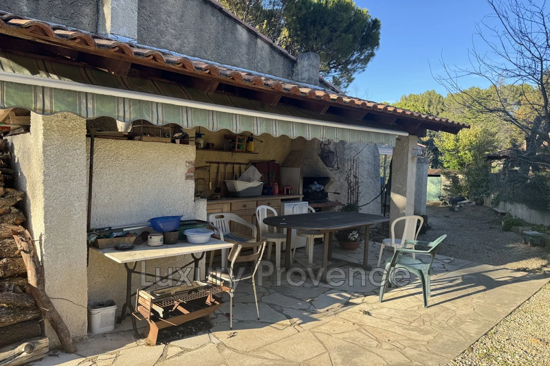 Vente villa Châteauneuf-le-Rouge  