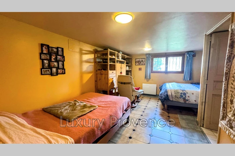 Vente villa Châteauneuf-le-Rouge  