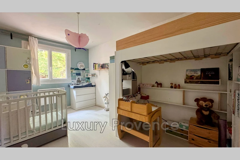 Vente villa Châteauneuf-le-Rouge  