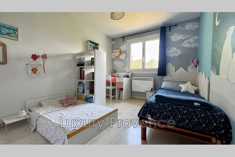Vente villa Châteauneuf-le-Rouge  