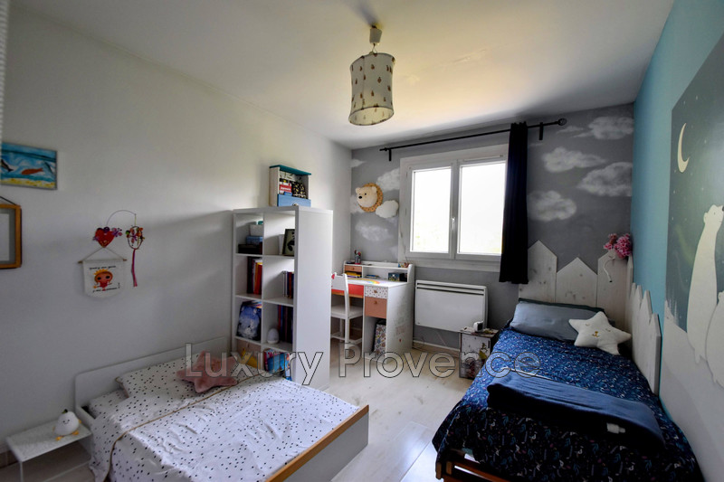 Vente villa Châteauneuf-le-Rouge  