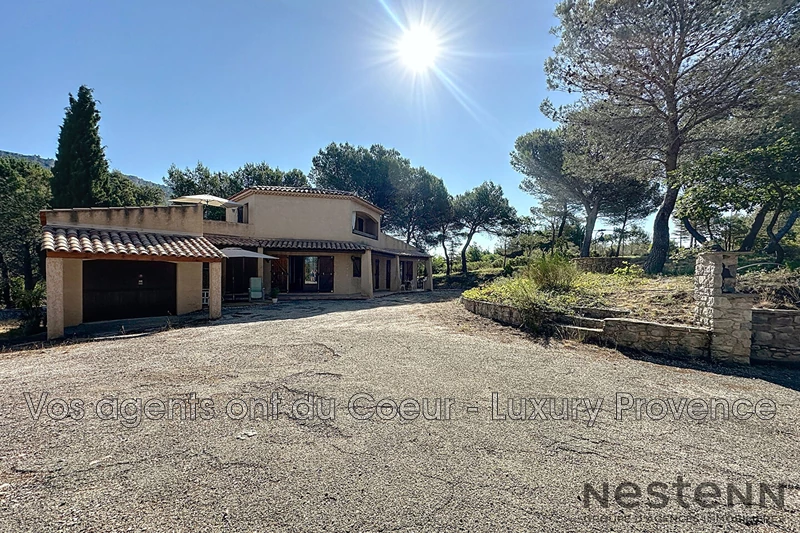 Vente villa Châteauneuf-le-Rouge  