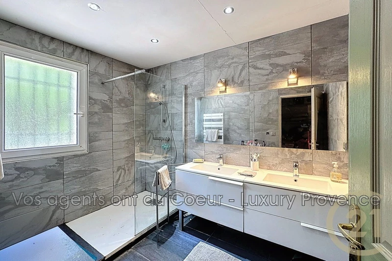 Vente maison Pourrières  