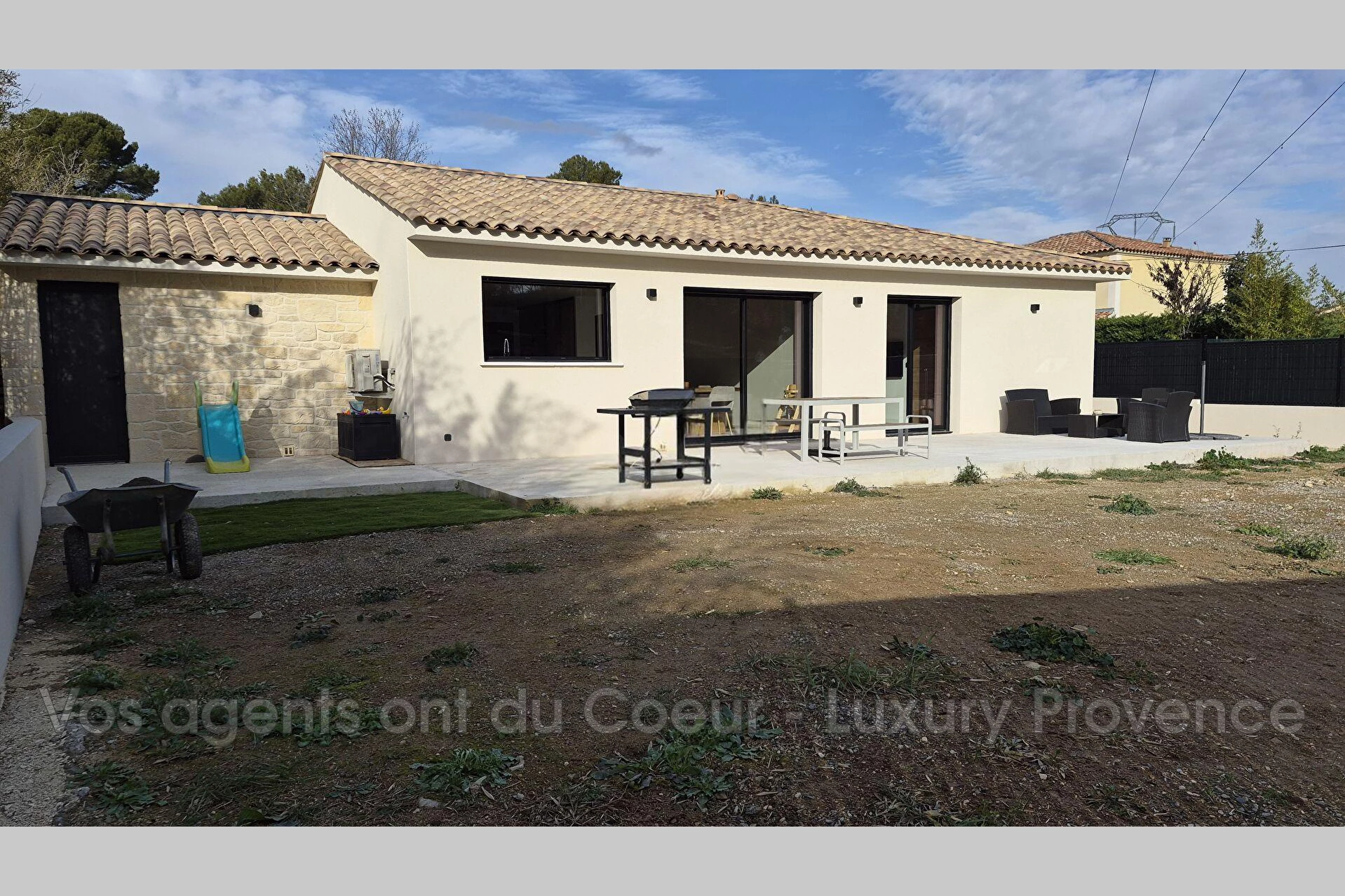 Maison 4 pièces 103 m² · à Rousset · 103 m² · 590 000 €