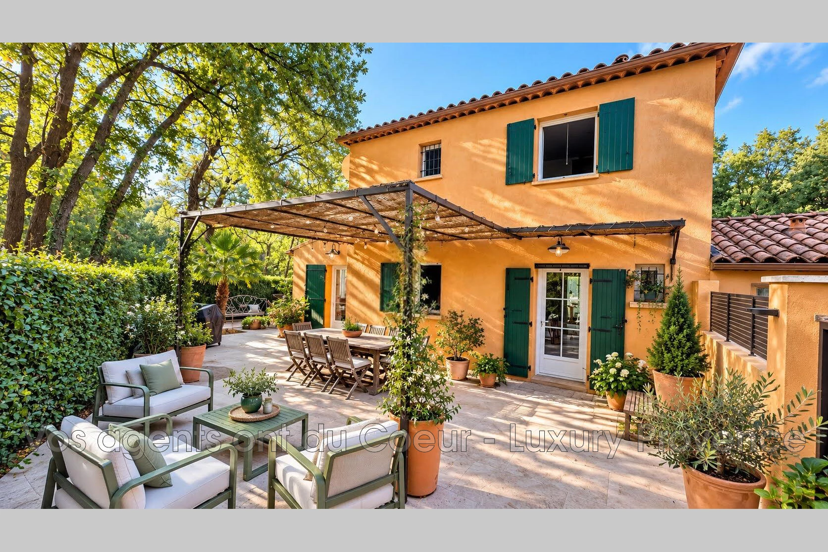 Maison 6 pièces 127 m² · à Châteauneuf-le-Rouge · 127 m² · 540 000 €
