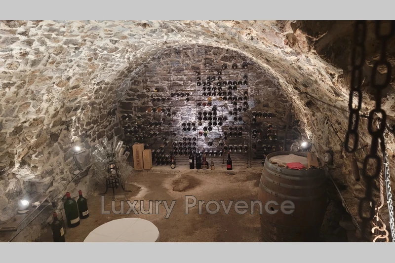 Vente maison de caractère Mimet  