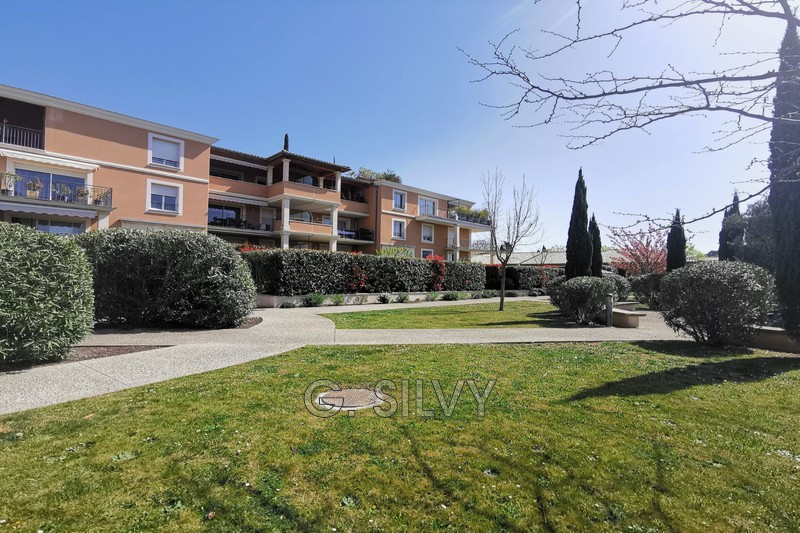 Photo Appartement Orange Proche centre ville, achat appartement 2 pièces 57 m²