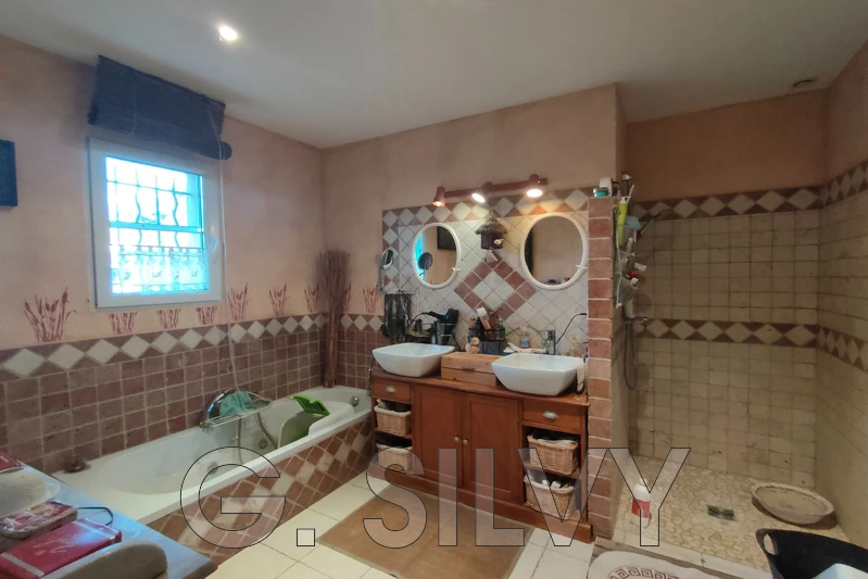 Vente maison Camaret-sur-Aigues  