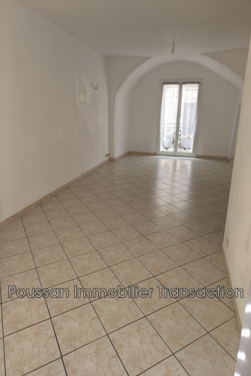 Location appartement Poussan  