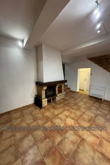 Location appartement Poussan  
