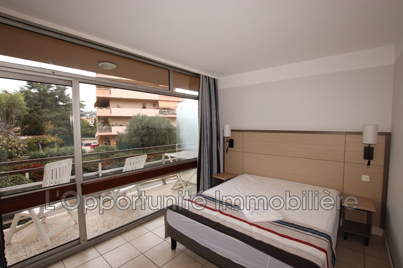Photo Apartment Saint-Laurent-du-Var Proche plages,   to buy apartment  2 room   47&nbsp;m&sup2;