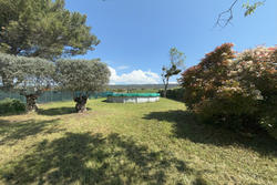 Location maison de hameau Saint-Saturnin-lès-Apt  