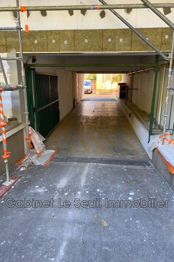 Photo n°2 - Location Garage parking Apt 84400 - 60 €