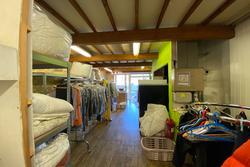 Professionnel murs local professionnel Apt  