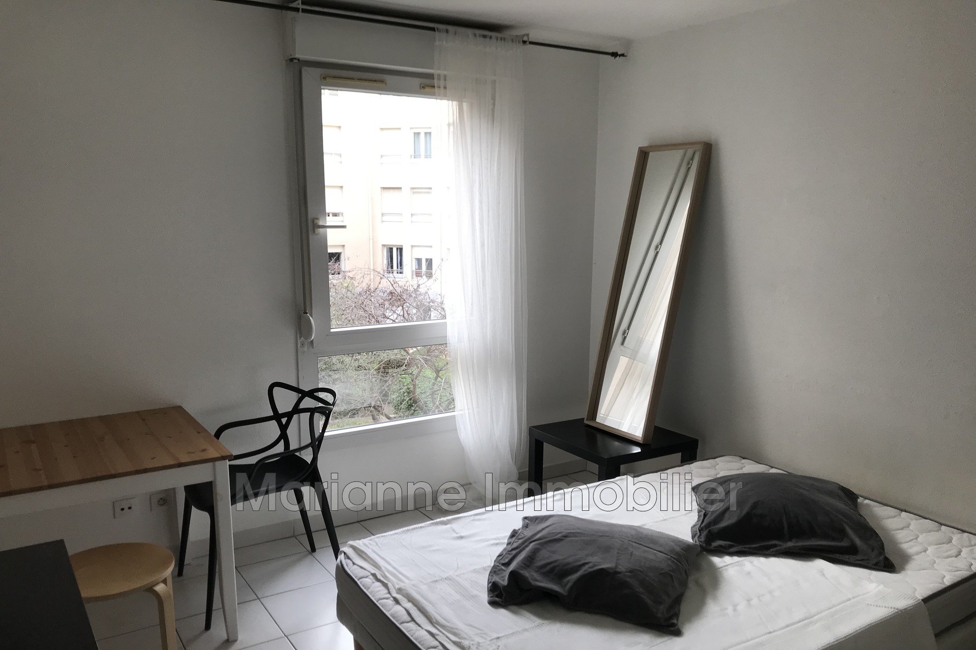 Photo Appartement Montpellier  Location appartement  1 pièce   17&nbsp;m&sup2;