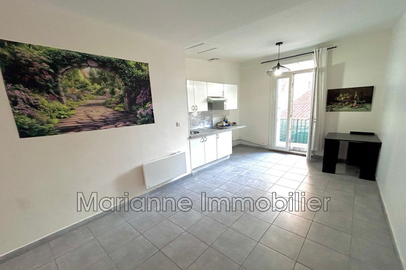 Photo Appartement Sète  Location appartement  1 pièce   32&nbsp;m&sup2;