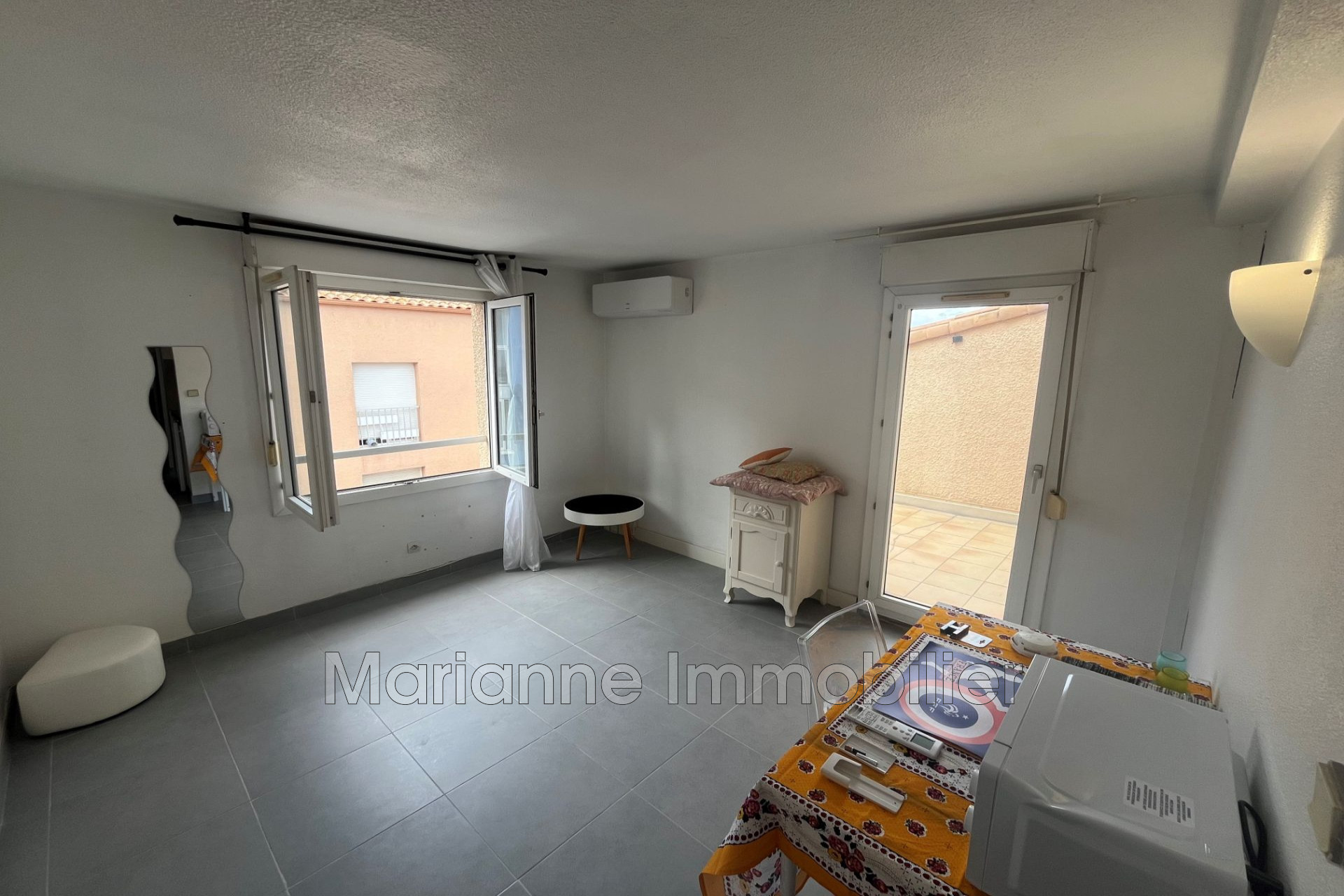 Photo Appartement Montpellier  Location appartement  1 pièce   19&nbsp;m&sup2;