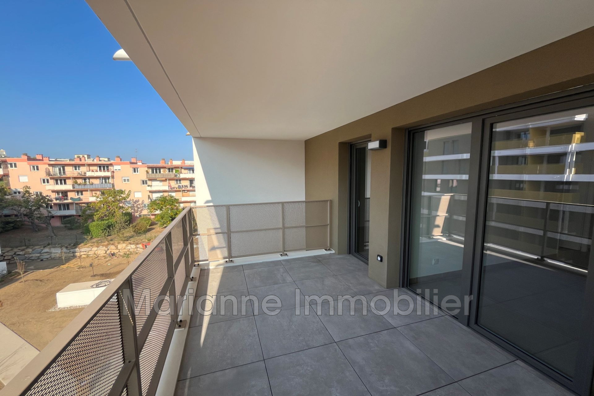 Photo Appartement Montpellier  Location appartement  2 pièces   40&nbsp;m&sup2;
