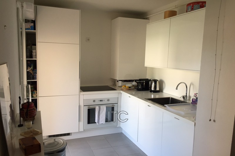 Location appartement Pourcieux  