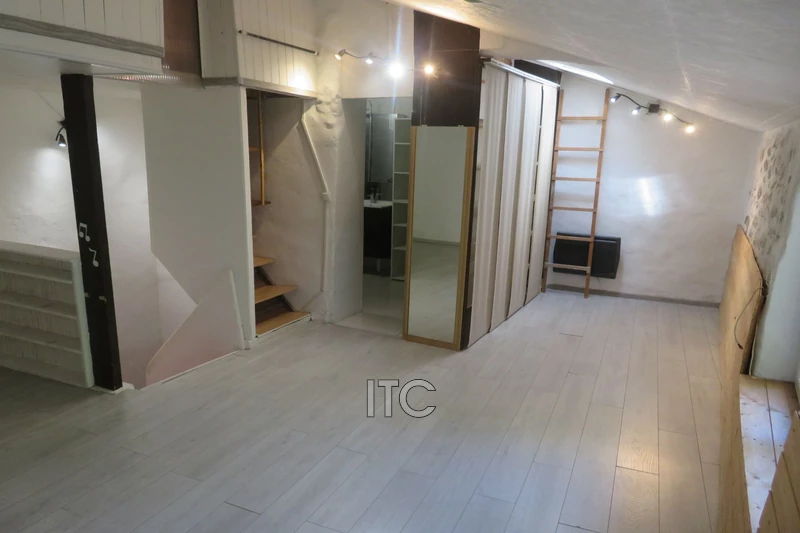 Location maison de village Trets  