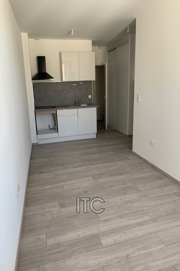 Location appartement Trets  