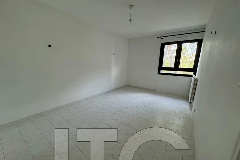 Location appartement Aix-en-Provence  