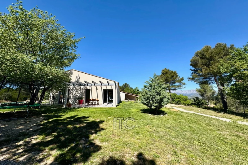 Vente villa contemporaine Trets  