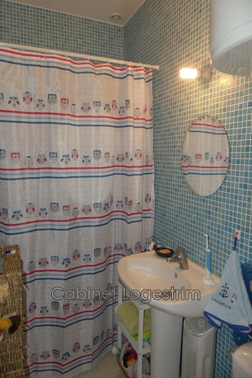 Location appartement Bernis  