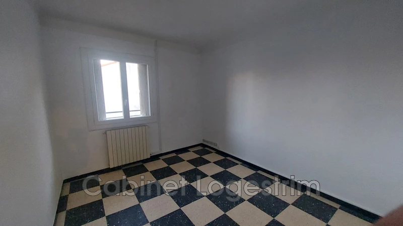 Location appartement Uchaud  