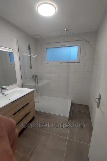 Location appartement Uchaud  