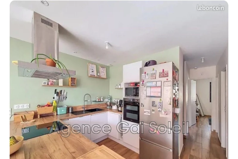 Location villa contemporaine Maraussan  